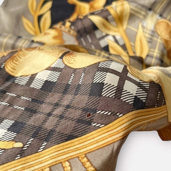 80s Express Silk Scarf Royal Lions Crest Hand Rolled 34” Square Baroque - Picture 13 of 14